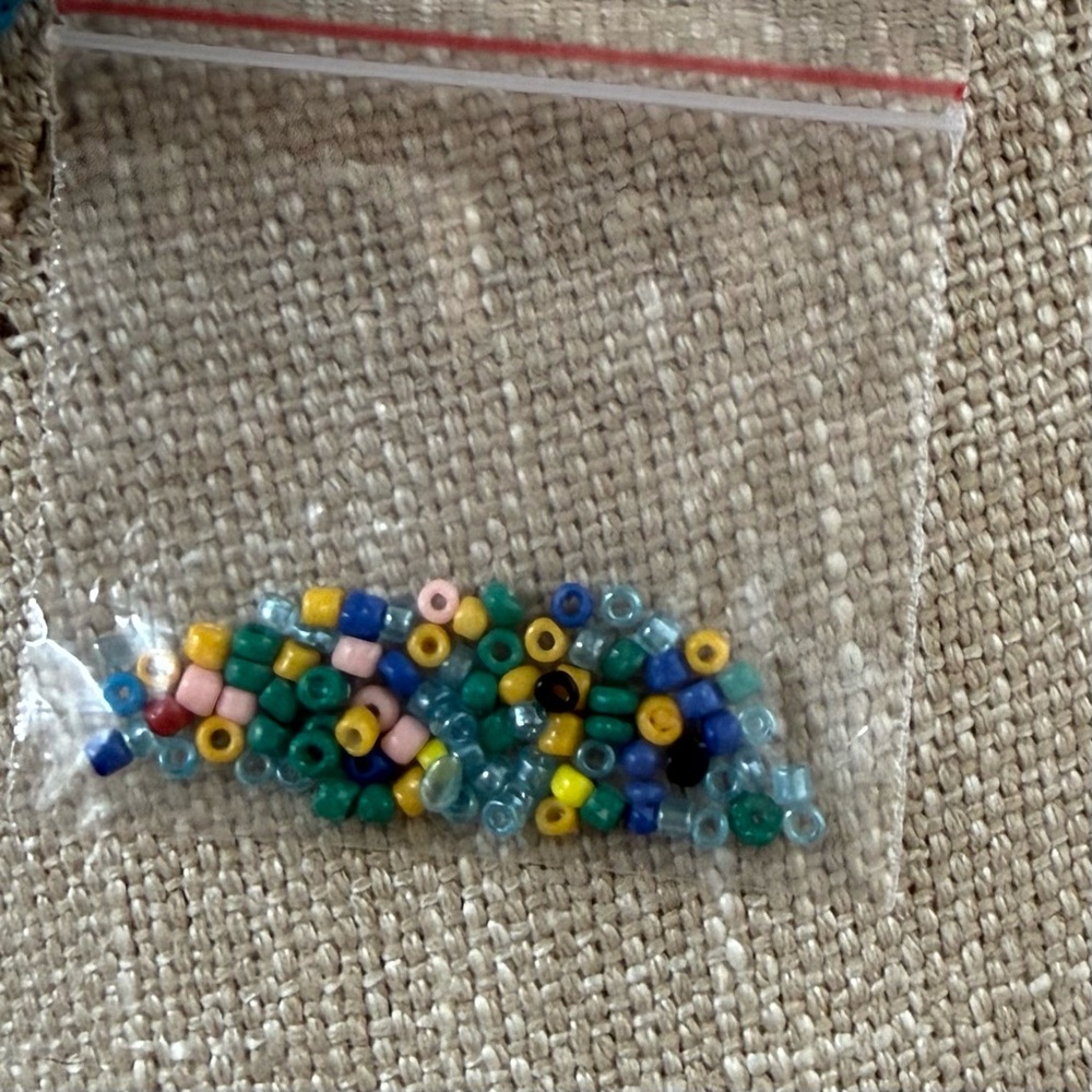 America & Beyond Beaded "BEACH" Coin Pouch - Tropical Fruit Tassel - Picture 4 of 4